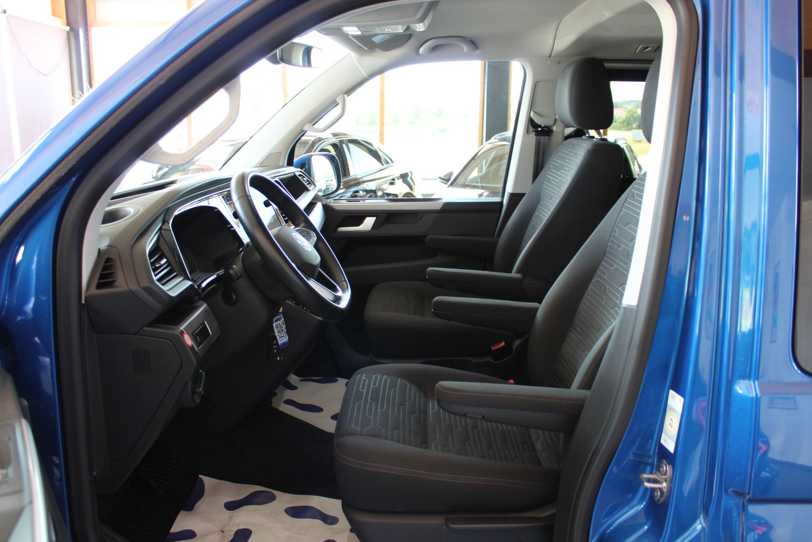 Volkswagen T6.1 Multivan 2.0 TDI DSG 4Motion Comfortline foto 7