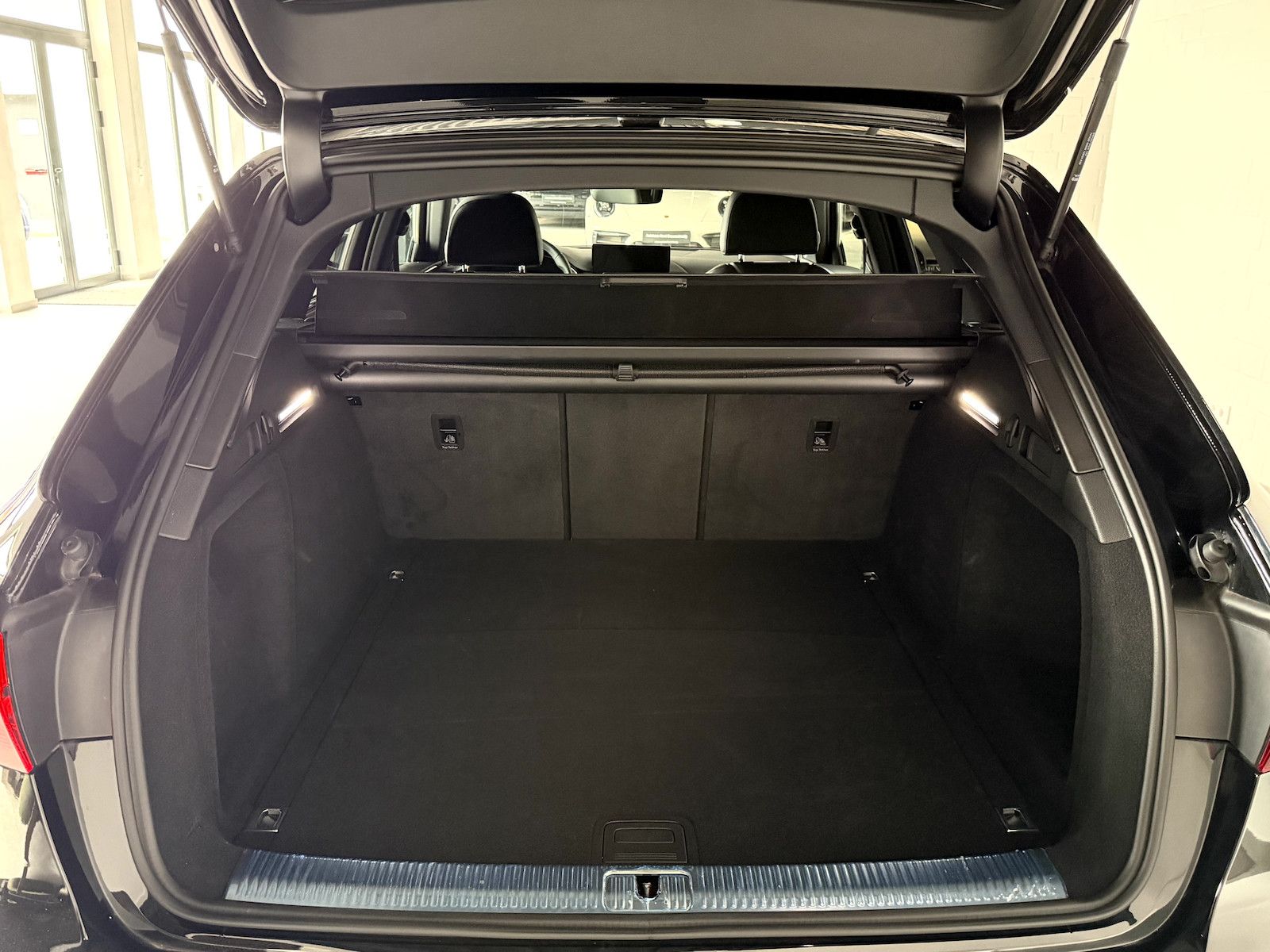 Audi A4 45TFSI S Line Competition Edition Plus Matrix foto 7