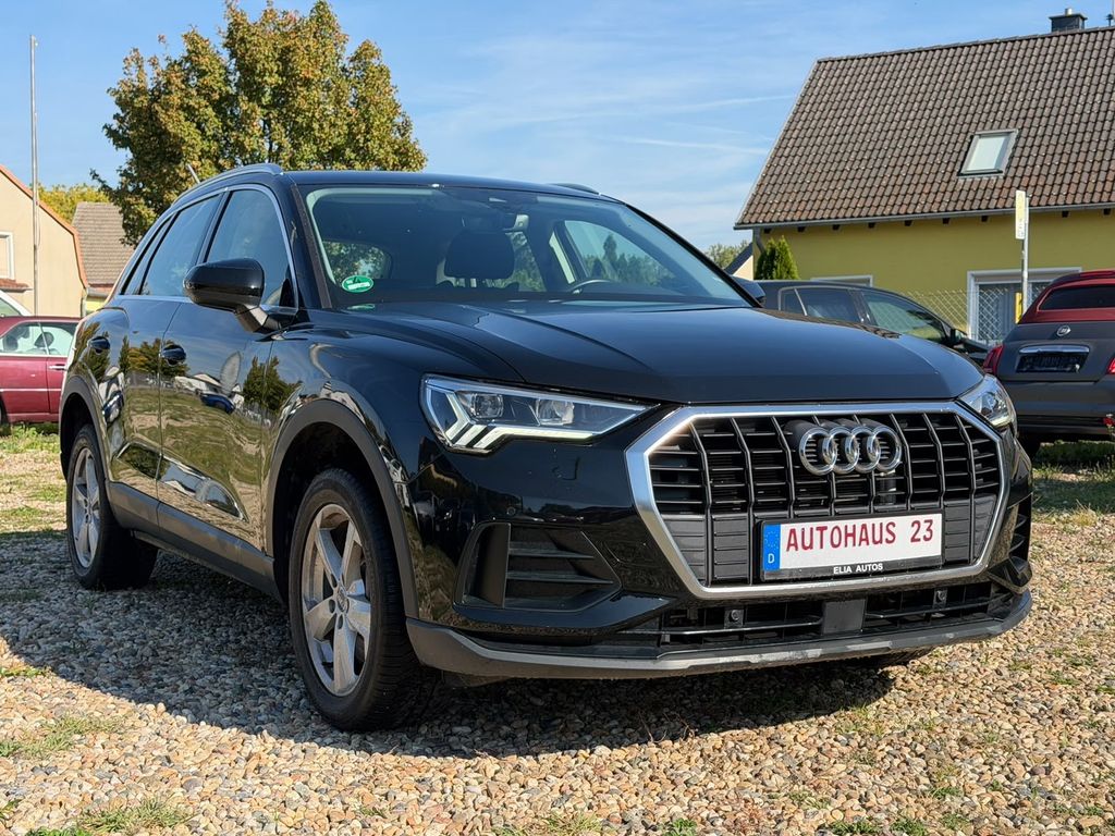 Image of Audi Q3