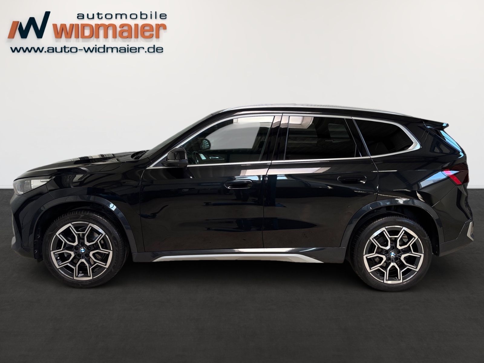 BMW X1 23 d xDrive xLine - AHK/Pano/HeadUp/HiFi foto 6