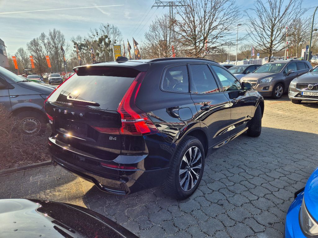 Fahrzeugabbildung Volvo XC60 B4 D Plus Dark+HarmanKardon+Fahrerassist.
