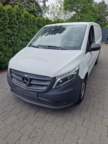 MERCEDES-BENZ Mercedes-Benz Vito 113 CDI Lang /Automatik