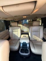 Toyota Sequoia - Toyota Sequoia: Geländewagen