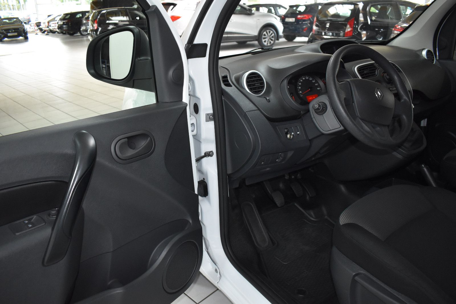 Fahrzeugabbildung Renault Kangoo *Kühlwagen, Stand- und Fahrkühlung*