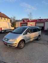Volkswagen Sharan 1.8T - 6 Sitzer Gebrauchtwagen bis 5.000 Euro