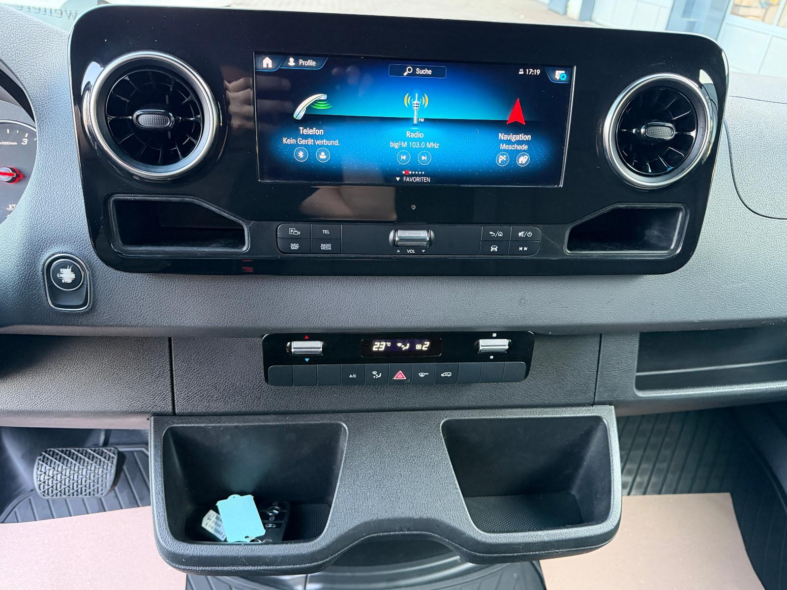 Mercedes-Benz Sprinter 319 CDI V6 Kasten L2H2 RWD Navi Automat