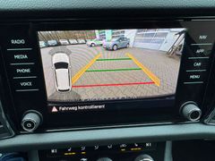 Fahrzeugabbildung Skoda Kodiaq Drive 125 4x4 AHK Navi 4x Sitzh. ACC