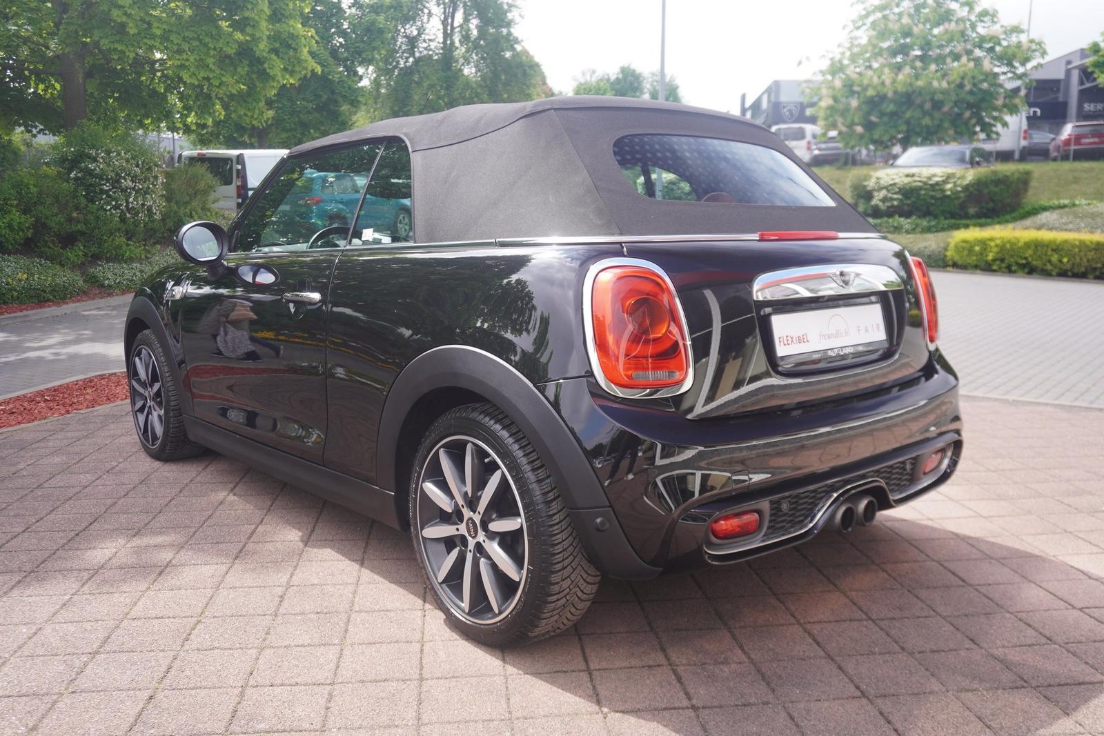 MINI Cabrio 2.0 Cooper S LED Navi Kamera Sitzheizung