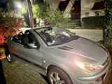 Peugeot 206 CC Platinum 110 Automatik Platinium - Peugeot 206 mit Benzin-Antrieb: Cabrio, Automatik