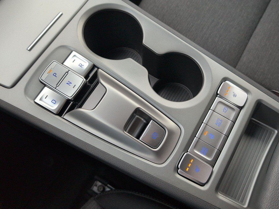 Fahrzeugabbildung Hyundai KONA EV 39kWh EDITION-30+ GARANTIE NAV+SHZ+KAM++