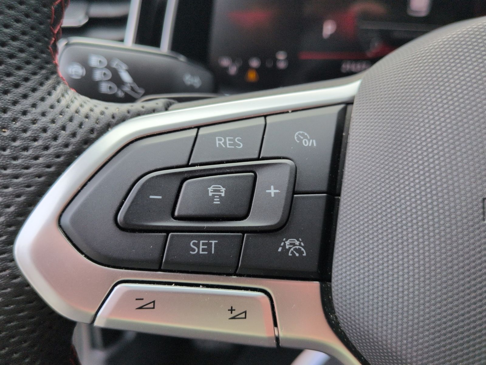 Polo GTI 2.0 TSI DSG CLIMATRONIC+SHZ+LED+