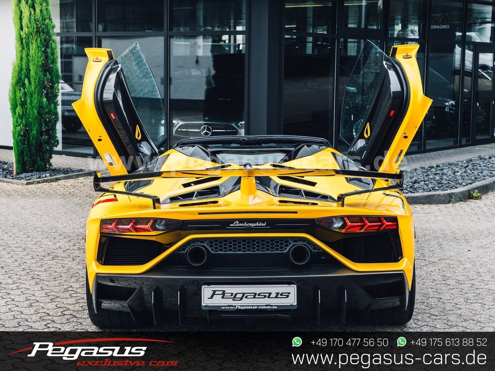 LAMBORGHINI Aventador - 33