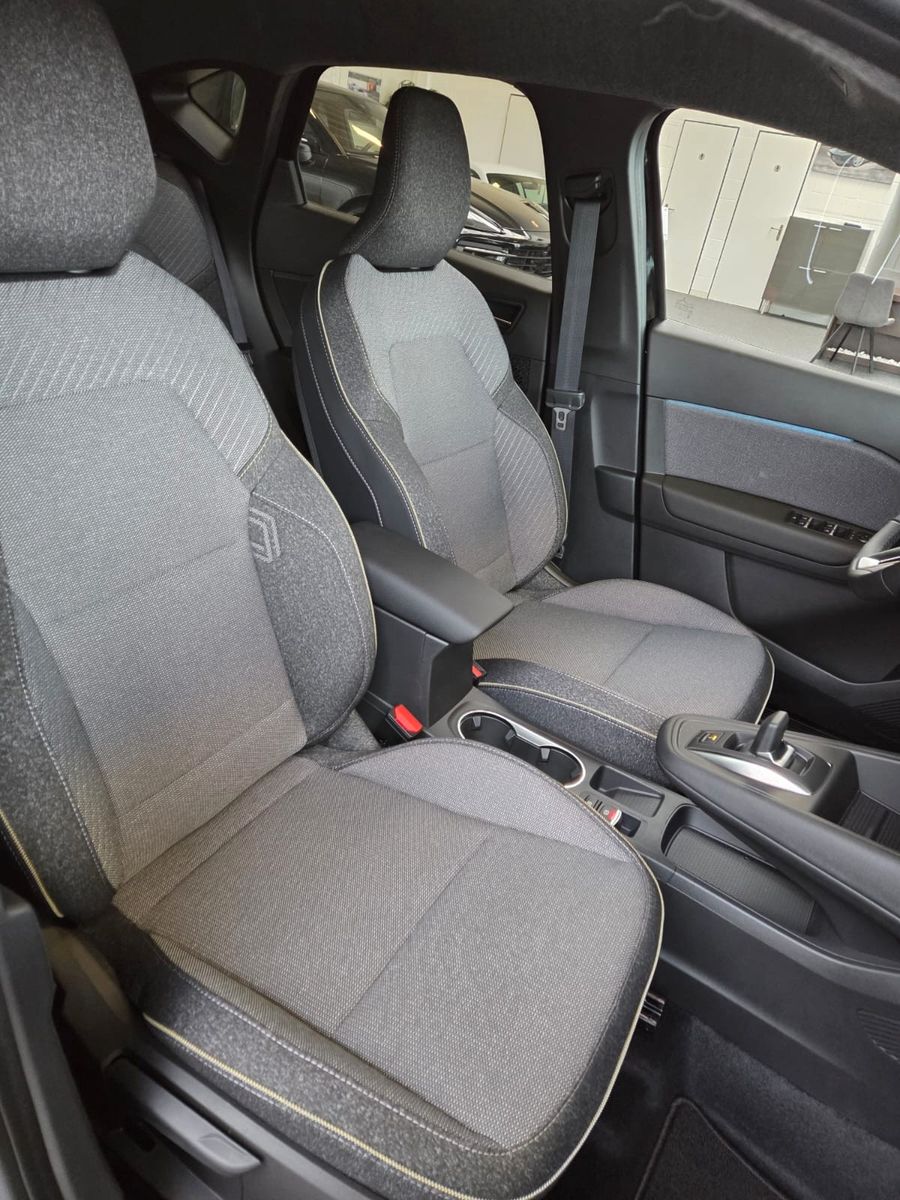 Fahrzeugabbildung Renault Captur Full Hybrid E-Tech 160 Esprit Alpine