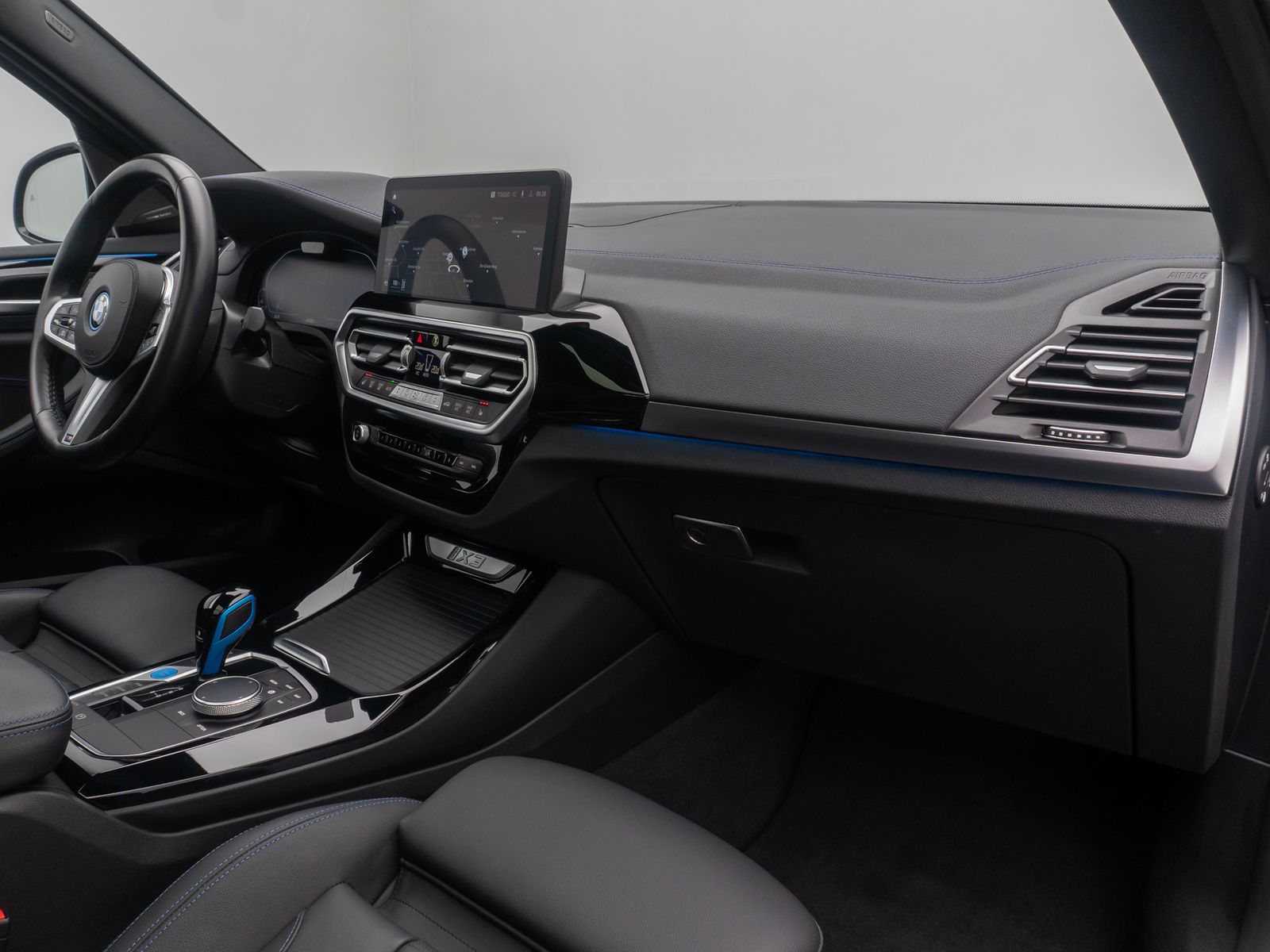 Fahrzeugabbildung BMW iX3 IMPRESSIVE DAB HUD Laser ACC 360°Panoram 20"
