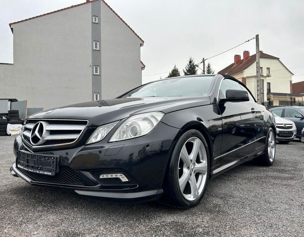 Mercedes-Benz E 220 AMG CABRIO KAMERA + LEDER + NAVI + H&K