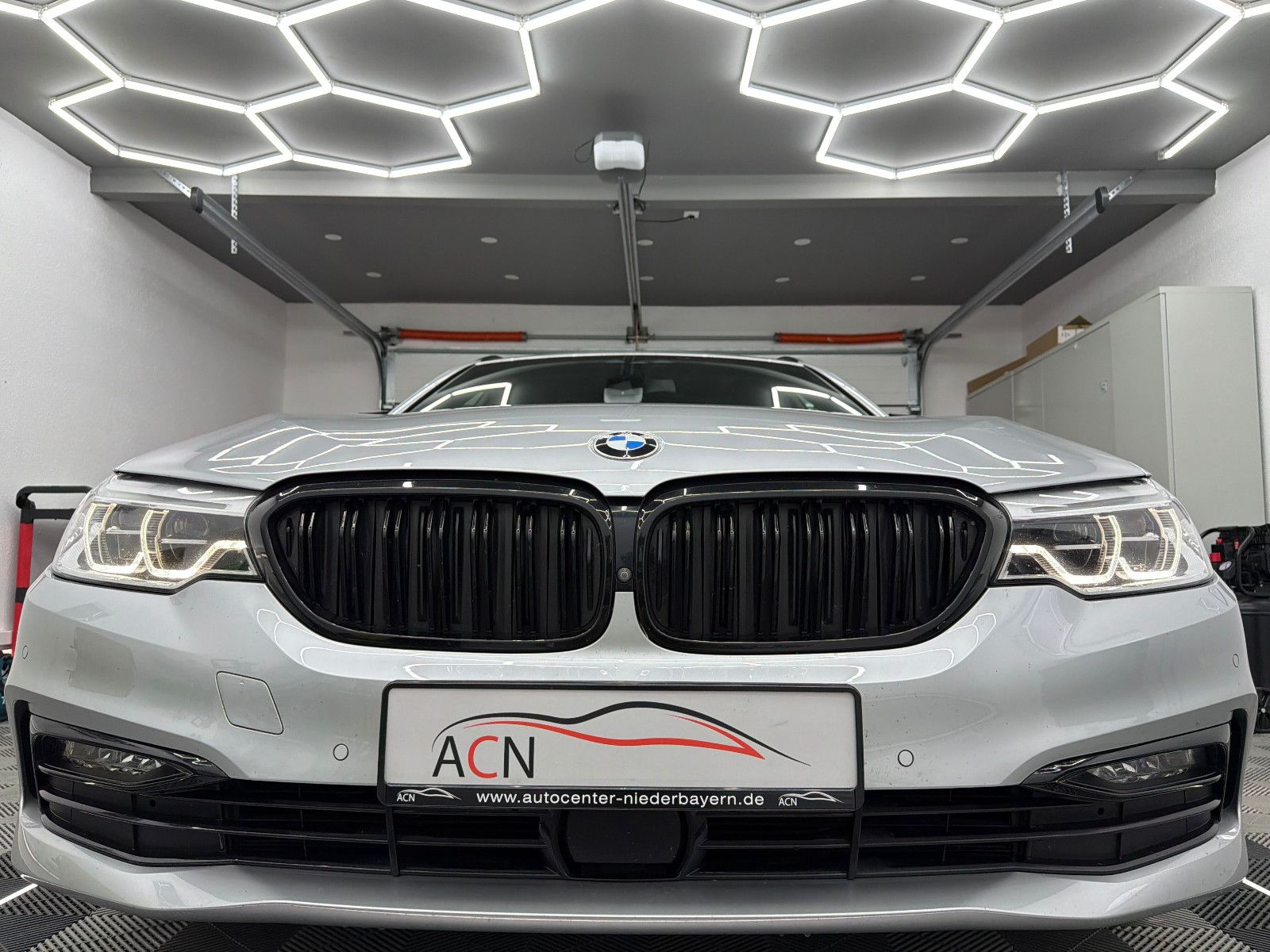 Fahrzeugabbildung BMW 540 d xDrive SPORT Line/360*/LED/HuD/H&K/ACC