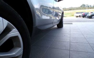 Land-Rover Discovery Sport - 6