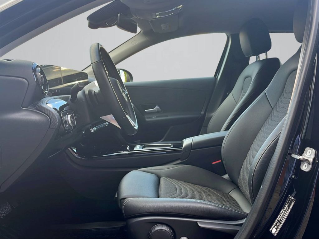 Mercedes-Benz A 200 d Advanced Navi LED Kamera Klimaautom DAB foto 9