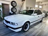 BMW 735i  E32 *SHZ*Leder*M Lenkrad*Alcantara Dach* - BMW 735: 735d