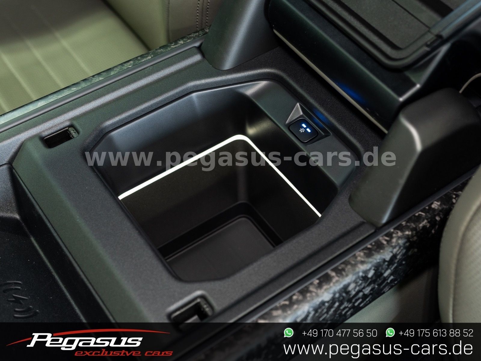 LAND ROVER Defender - 46