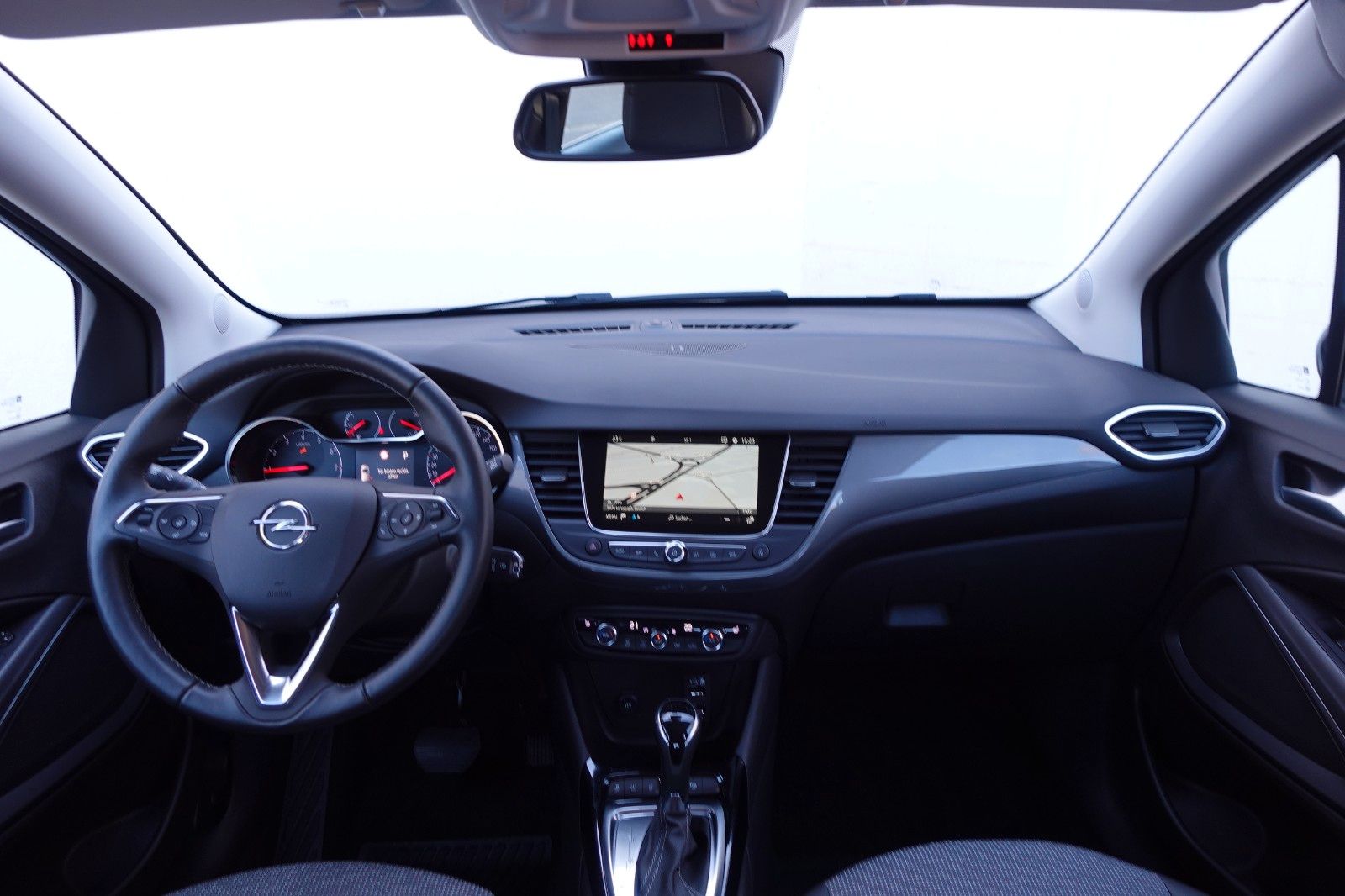 Fahrzeugabbildung Opel Crossland 1.2 Elegance Navi,Sitzh.,PDC,Kamera