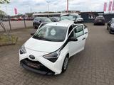 Toyota Aygo AYGO x Klima 2 Hand 42.000 km 01727199990 - Toyota Aygo (X) in Hannover