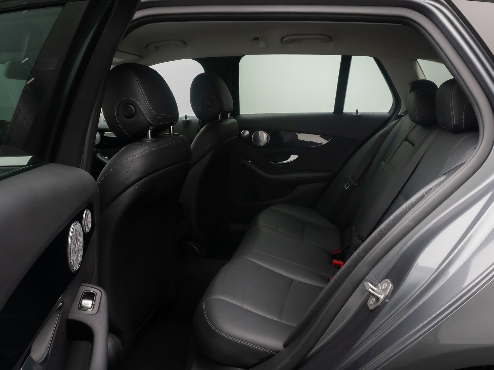 Fahrzeugabbildung Mercedes-Benz C 200 Tempomat LED SoudSys Burmester AHK FahrAs