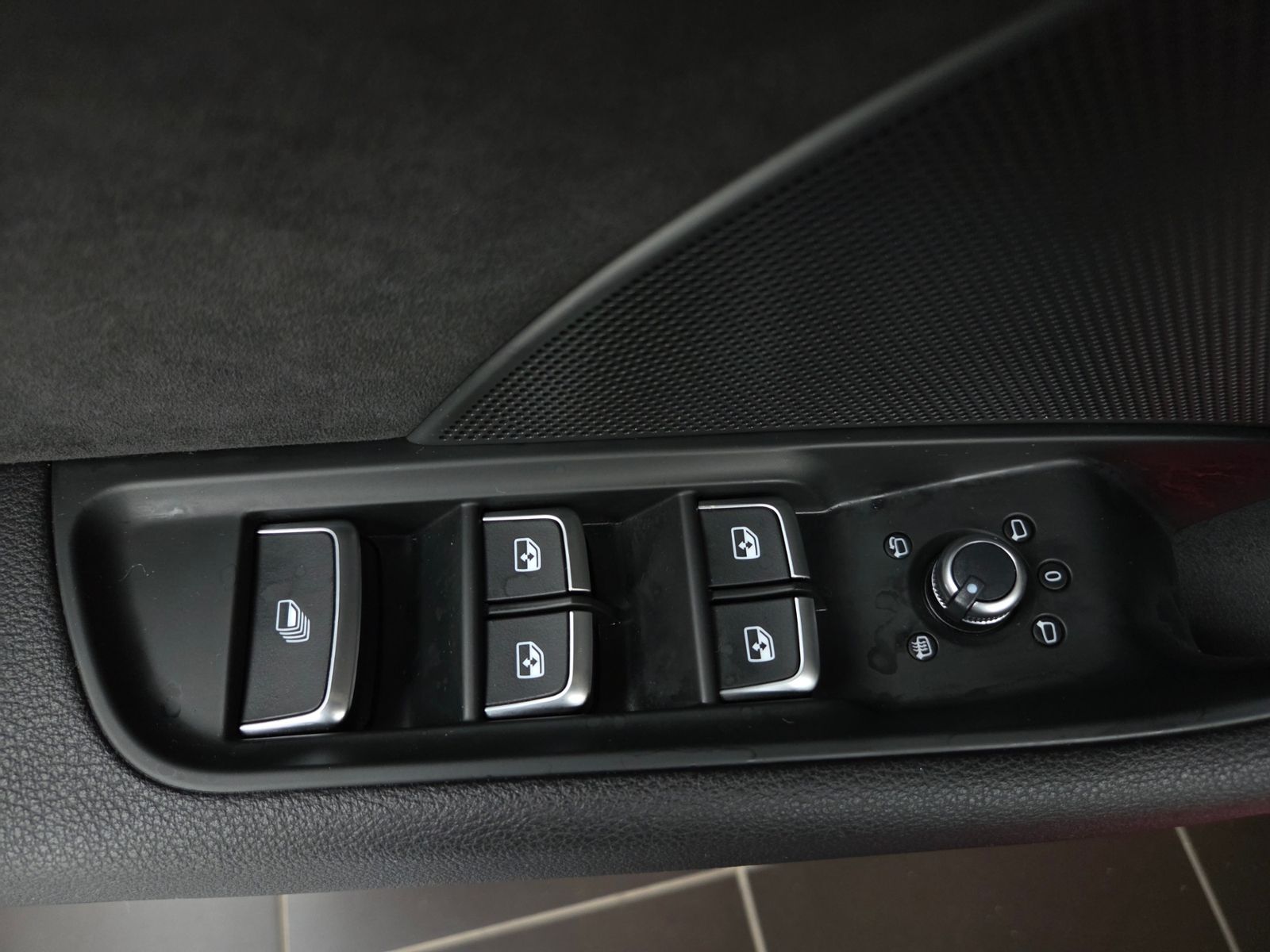 Fahrzeugabbildung Audi A3 Cabriolet 35 TFSI S line sport B&O LED NAV