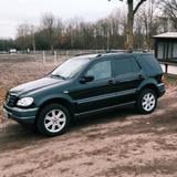 Mercedes-Benz 320 Automatik Vollausstattung  - Mercedes-Benz 320 mit Panoramadach