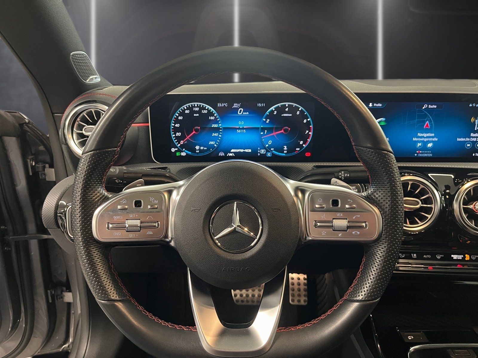 Fahrzeugabbildung Mercedes-Benz CLA 35 AMG 4M*Pano*Burmester*Distro*360*MLB*Ride