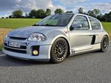 Renault Limitierter Renault Clio V6 -Sammlerfahrzeug-