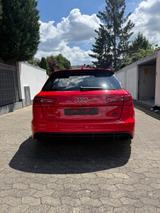 Audi RS6 4.0 TFSI tiptronic quattro Avant - - rote Audi RS6
