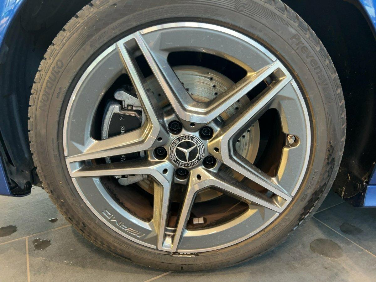 Mercedes-Benz A 250e EQ Hybrid AMG+LED+KEY.-GO+360+AMBIENTE
