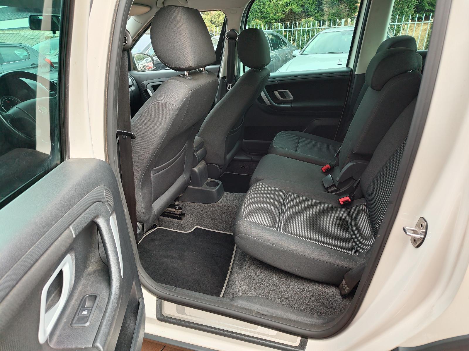 Skoda Roomster 2009 — photo 9