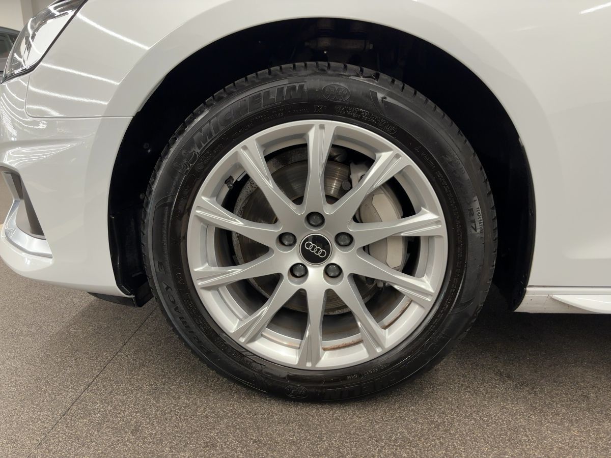 Audi A4 - Bild 15