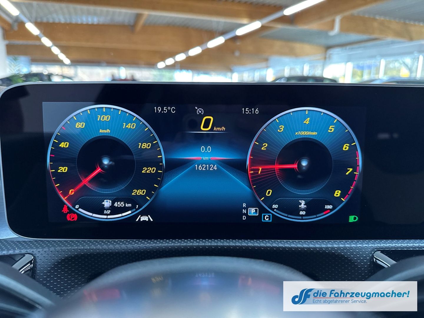 Fahrzeugabbildung Mercedes-Benz A 250 AMG Sportpaket HUD Navi Digitales Cockpit