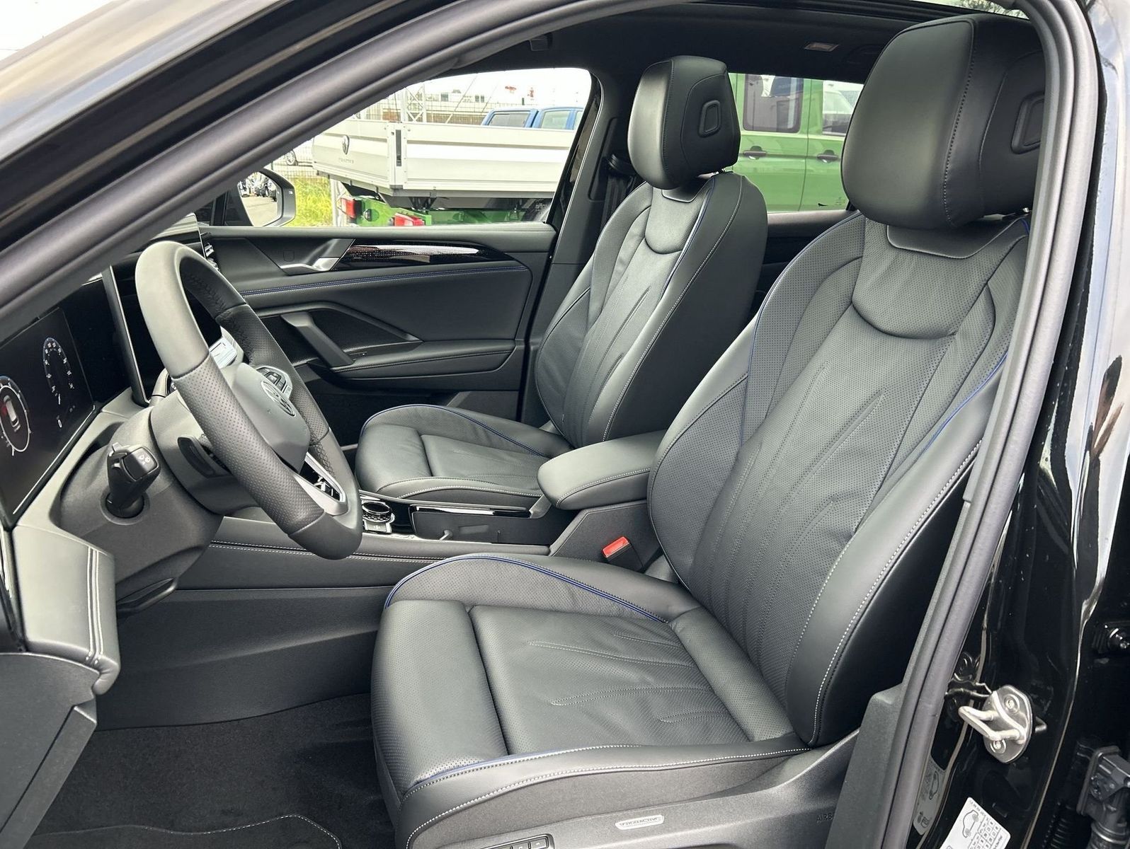 Volkswagen Tiguan - Bild 11