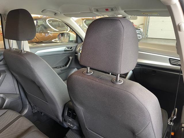 Volkswagen T-Roc Life *Klima*Kamera*ACC*Navi*AppleCarPlay*