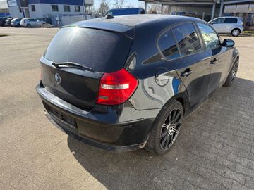 BMW 120d*NAVI*TEMPOMAT*