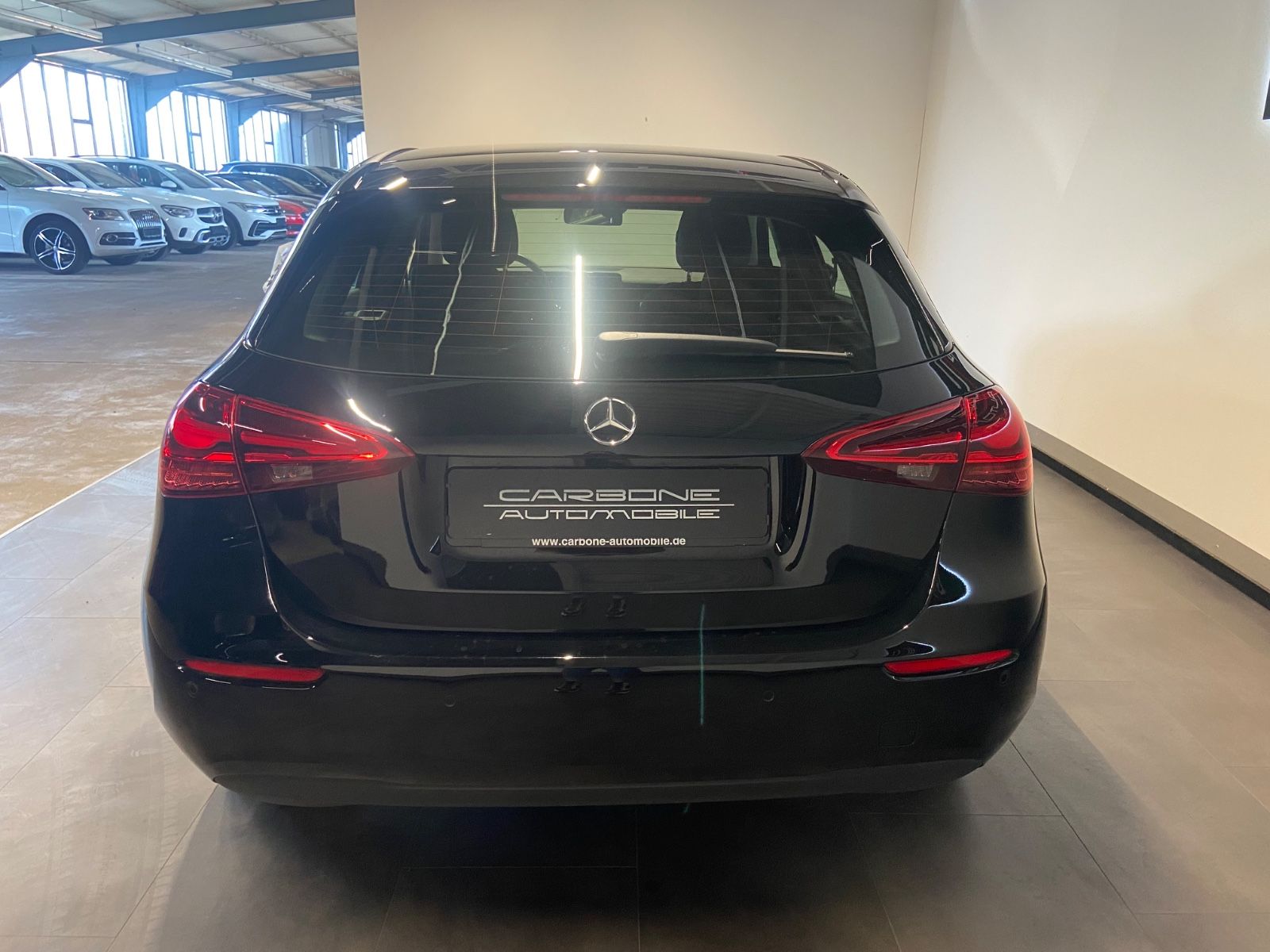 Mercedes-Benz A 180d Kamera Leder LED foto 3