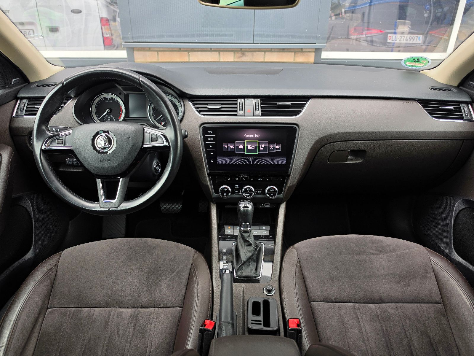 Skoda Octavia 2.0 L&K 4x4 TÜV Neu/Scheckh./LED/Pano. foto 18