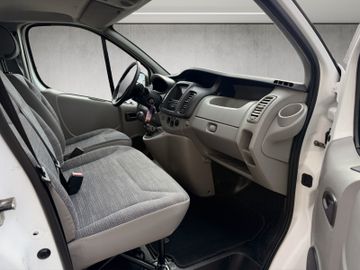 Renault Trafic - 9