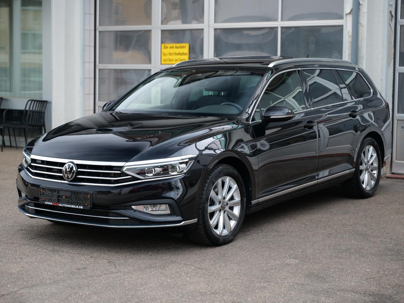 Volkswagen Passat Variant Elegance DISCOVER PRO+PANO+AHK