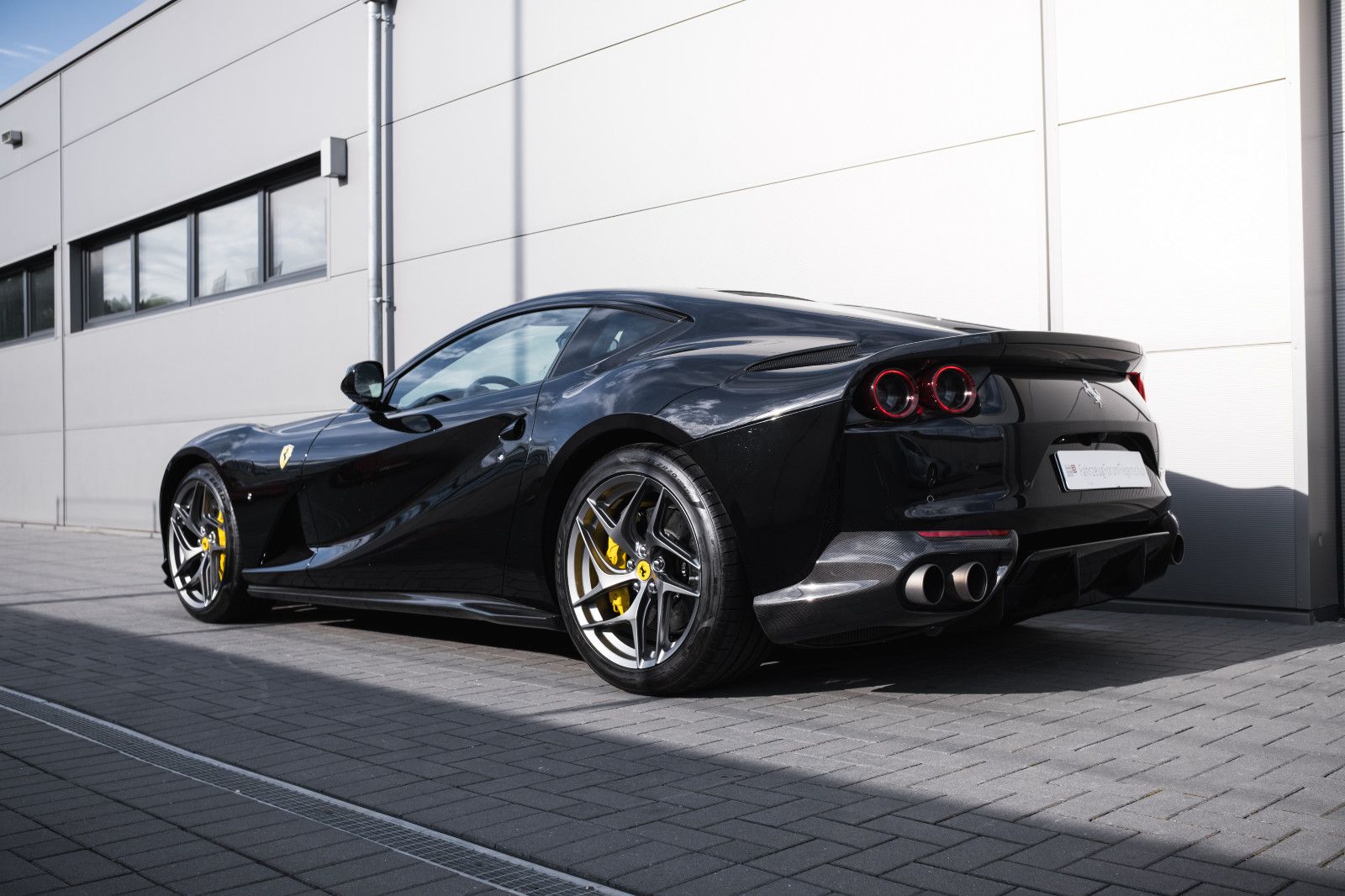 Fahrzeugabbildung Ferrari 812 Superfast-Garantie-Lift-ohne OPF-Kofferset
