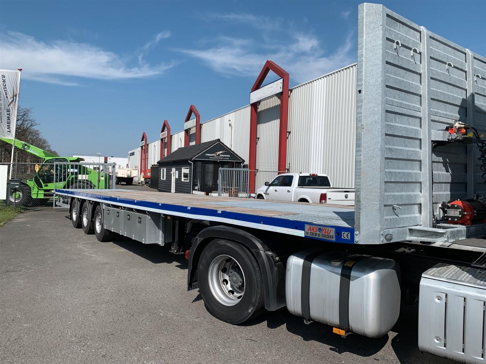 Andere Aksoylu semi trailer fharzeug transporter
