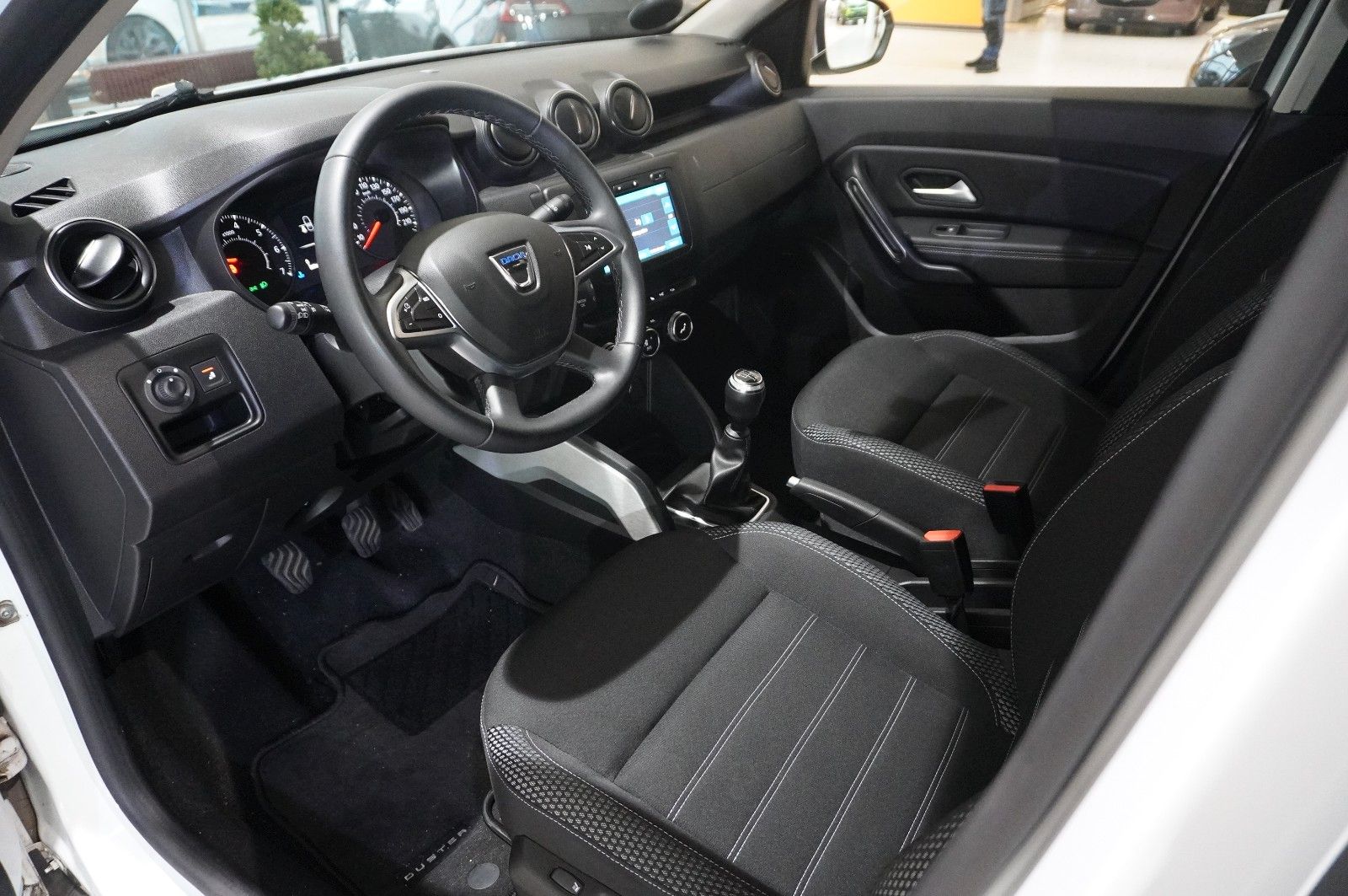 Fahrzeugabbildung Dacia Duster II 1.3 TCE PRESTIGE LED/KAMERA/SHZ/TEMP.