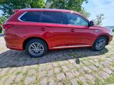 Mitsubishi Plug-in Hybrid Outlander 2.4 MIVEC PLUG-IN H... - Mitsubishi Plug-in Hybrid Outlander: Privatanbieter