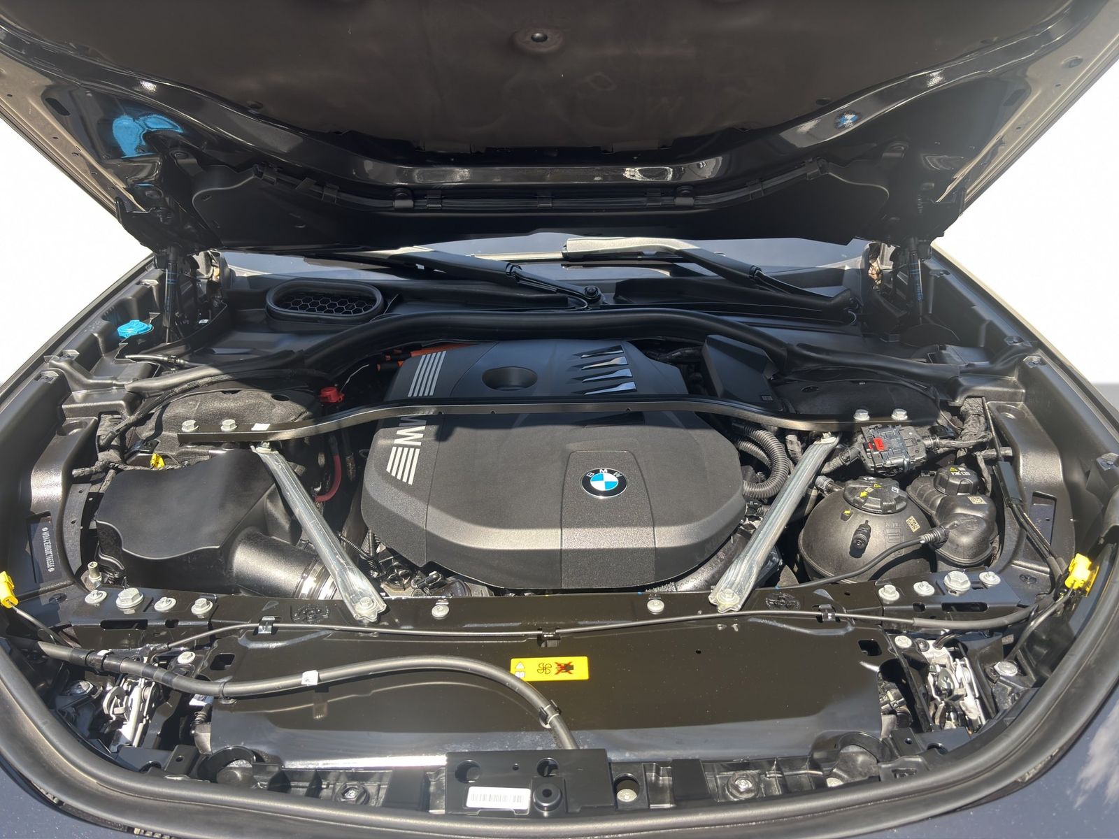 BMW 750e xDrive Limousine Executive Drive Pro PanGSD foto 13