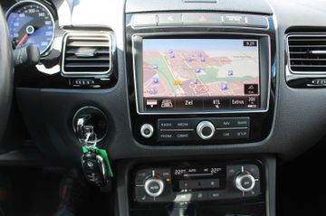 Volkswagen Touareg - 12