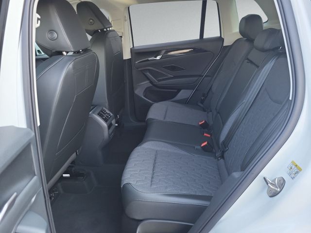 Tiguan 1.5 eTSI DSG AHK+RFK+NAVI+eHECK+ACC+KEYLE